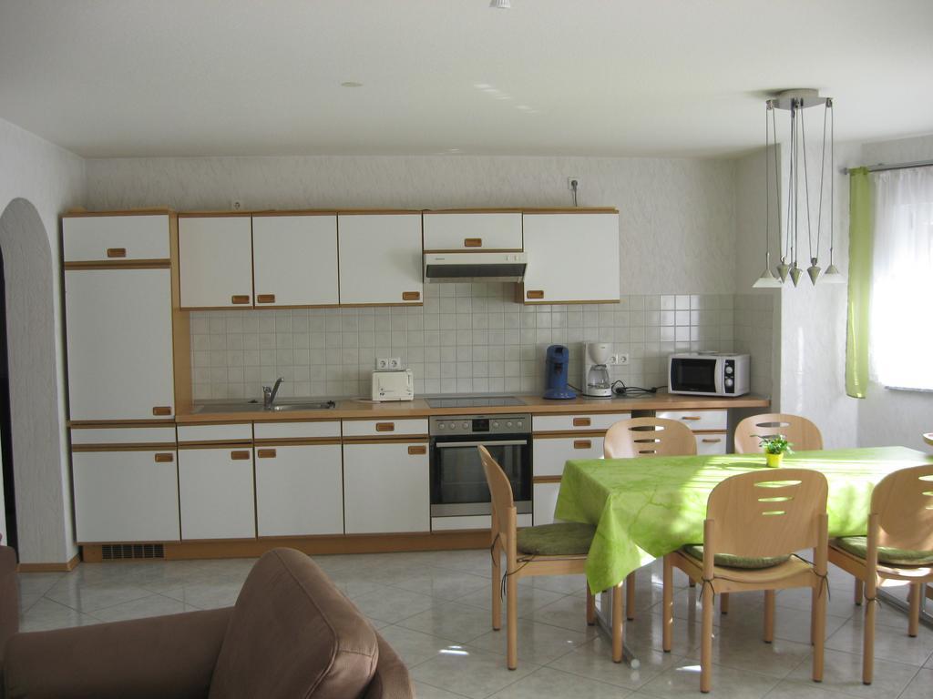 إيتينهايم Ferienwohnung Strak الغرفة الصورة